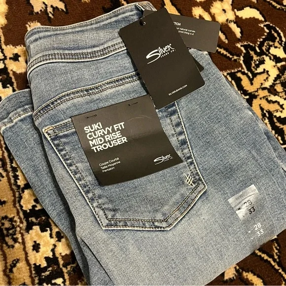 Silver Jeans Suki Curvy Fit Mid Rise Trouser - Picture 4 of 6